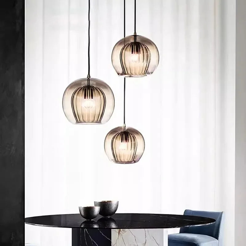 Sphère Lumineuse Moderne En Verre - Soft Light and Refined Style