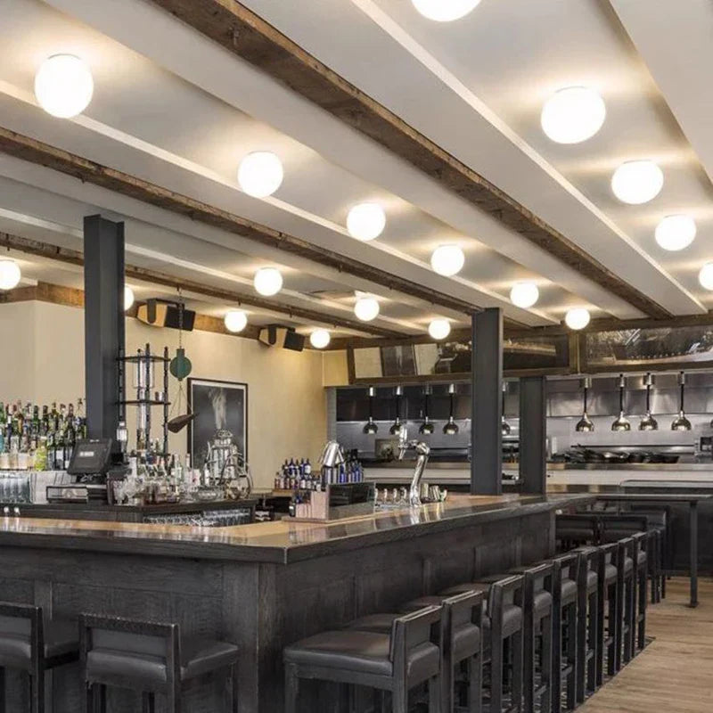 Aplica de perete rotund – strălucire pură și modernă