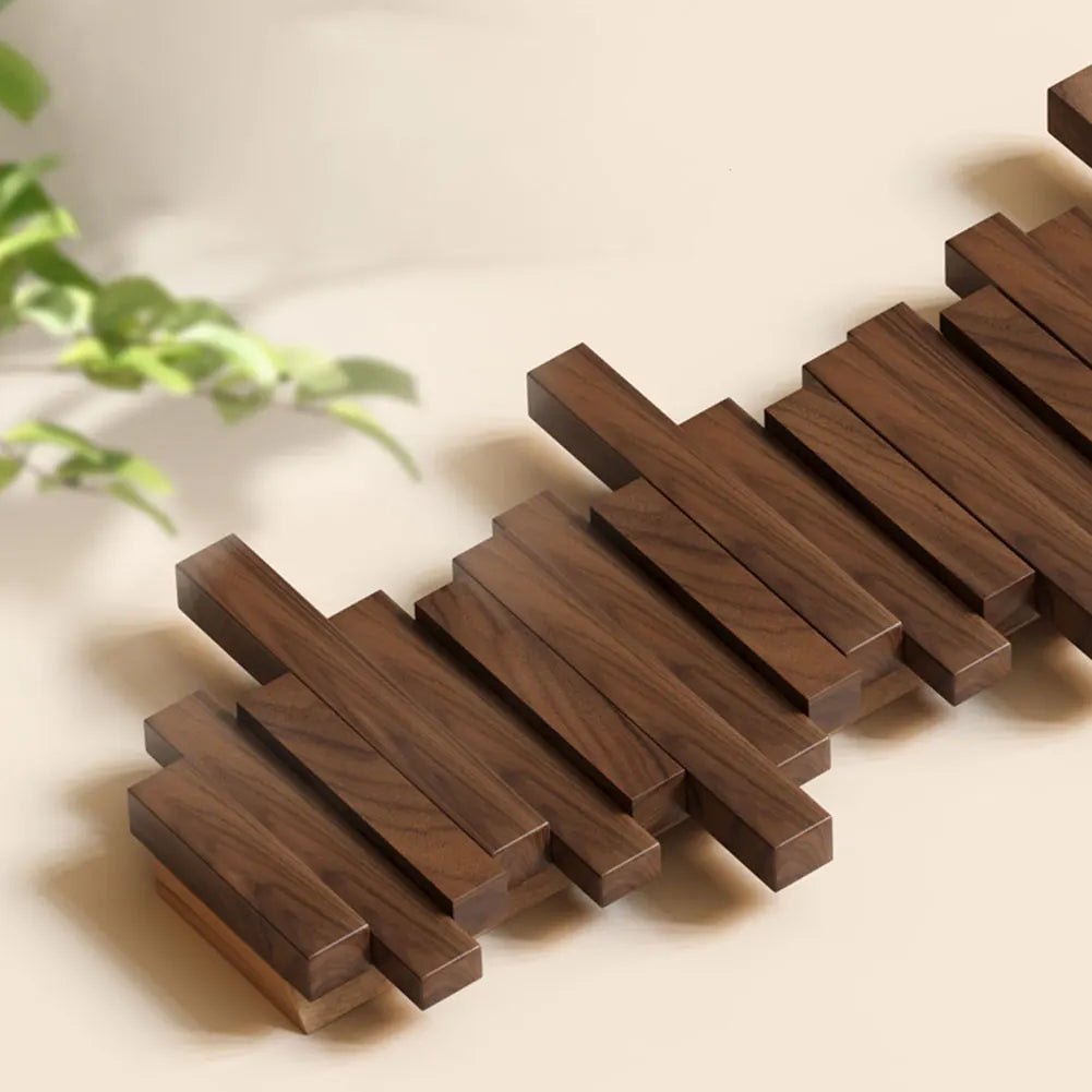 מעמד מעיל קיר מודרני – פרקטי, דיסקרטי ומגנטי