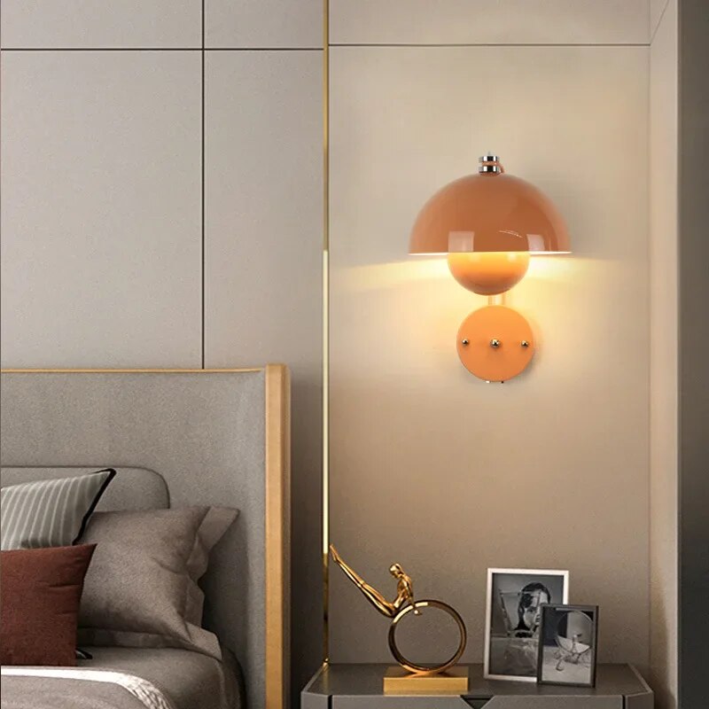 Illuminated wall lamp - Elegant lighting and a warm ambience