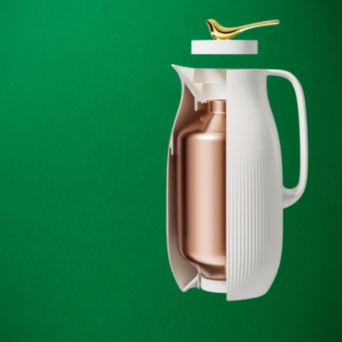 Modern Thermal Carafe - Refined style and practical function