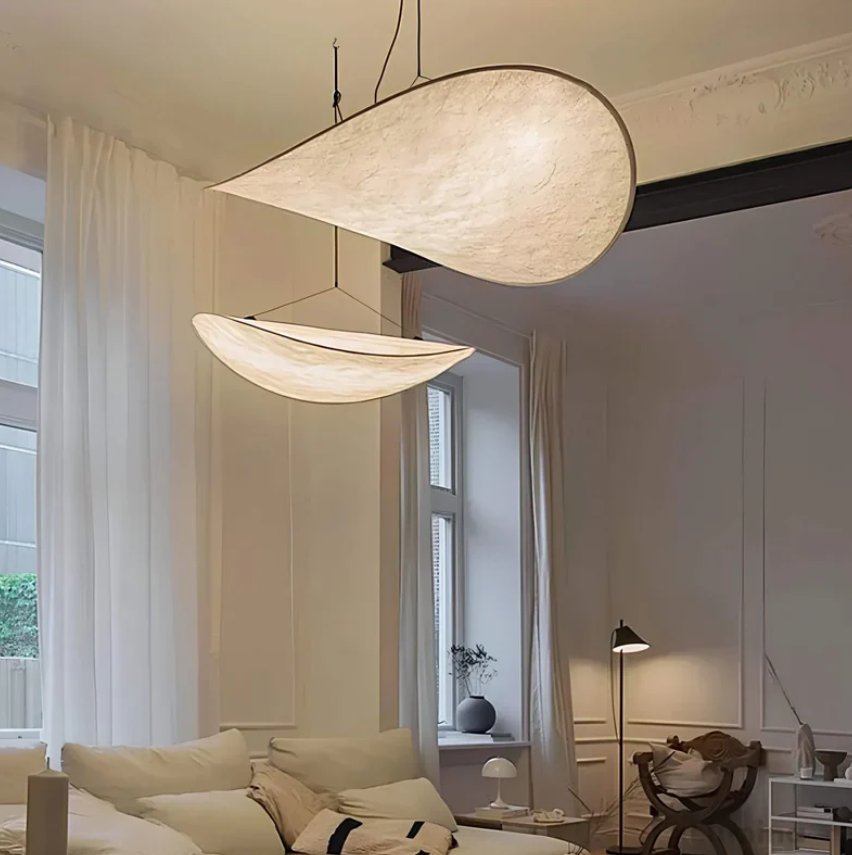 Håndlaget Taklampe – Naturlig og Ekte Eleganse
