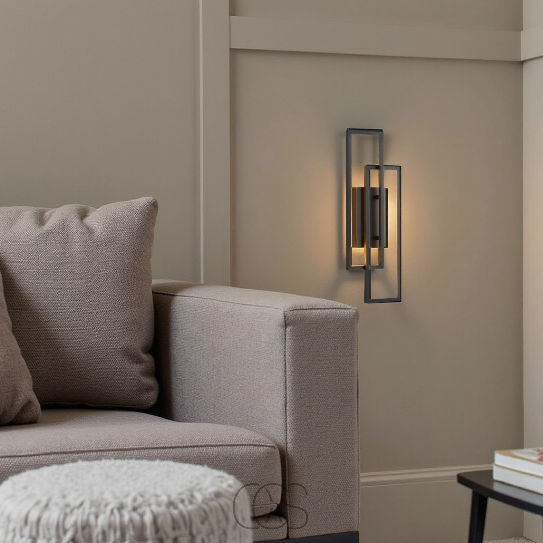 Geometric Rectangular Wall Sconce – Elegance and Modernity