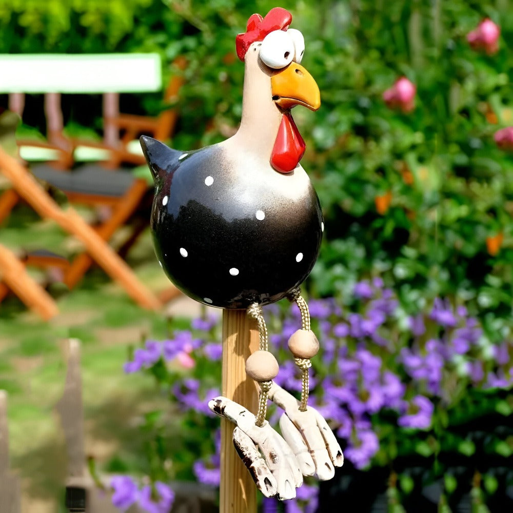 Big-Eyed Rooster Statue - Original Decoration & Fun Details