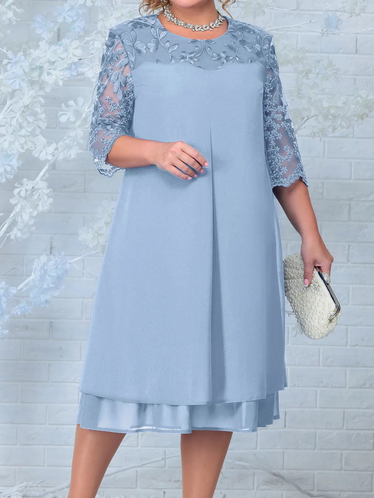 Elodie | Robe Élégante Grande Taille – Broderie Soignée Et Silhouette Sublimée