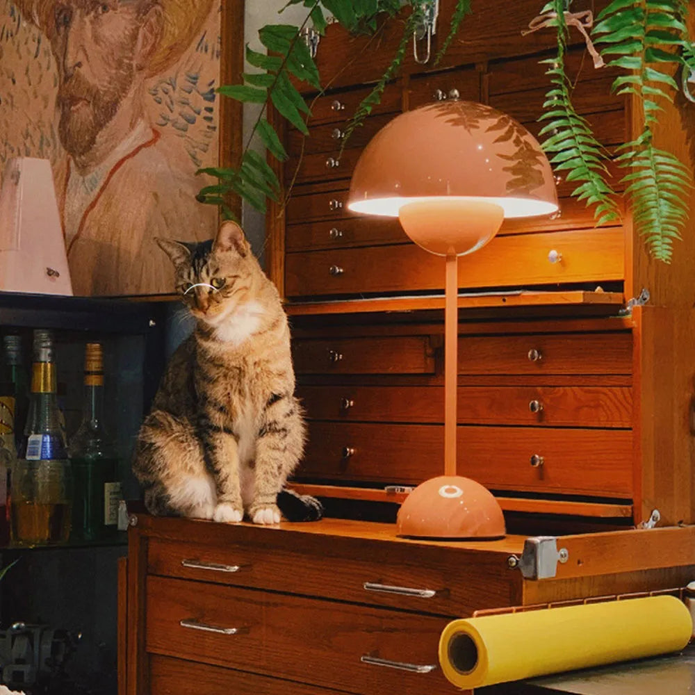 Bordlampe – Moderne design og bærbart lys