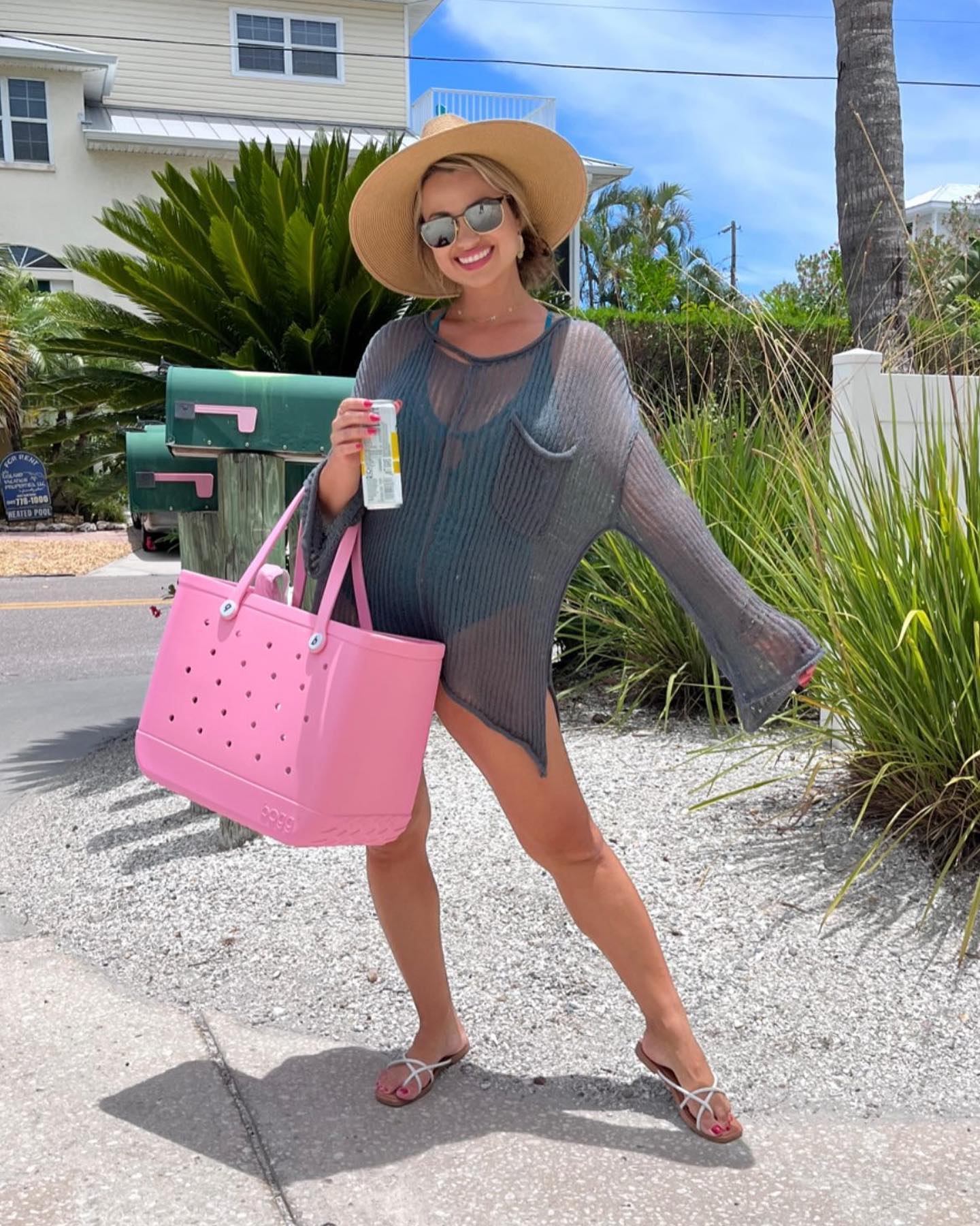 Rigid Beach Bag - Colorful Design and Large Capacity