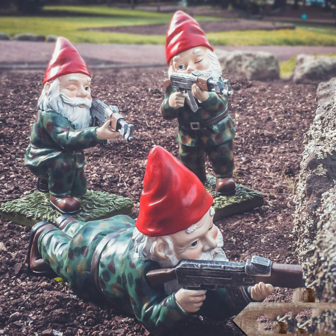 Militär Trädgårdsgnome – Rör vid Humor och Utomhusförsvar 