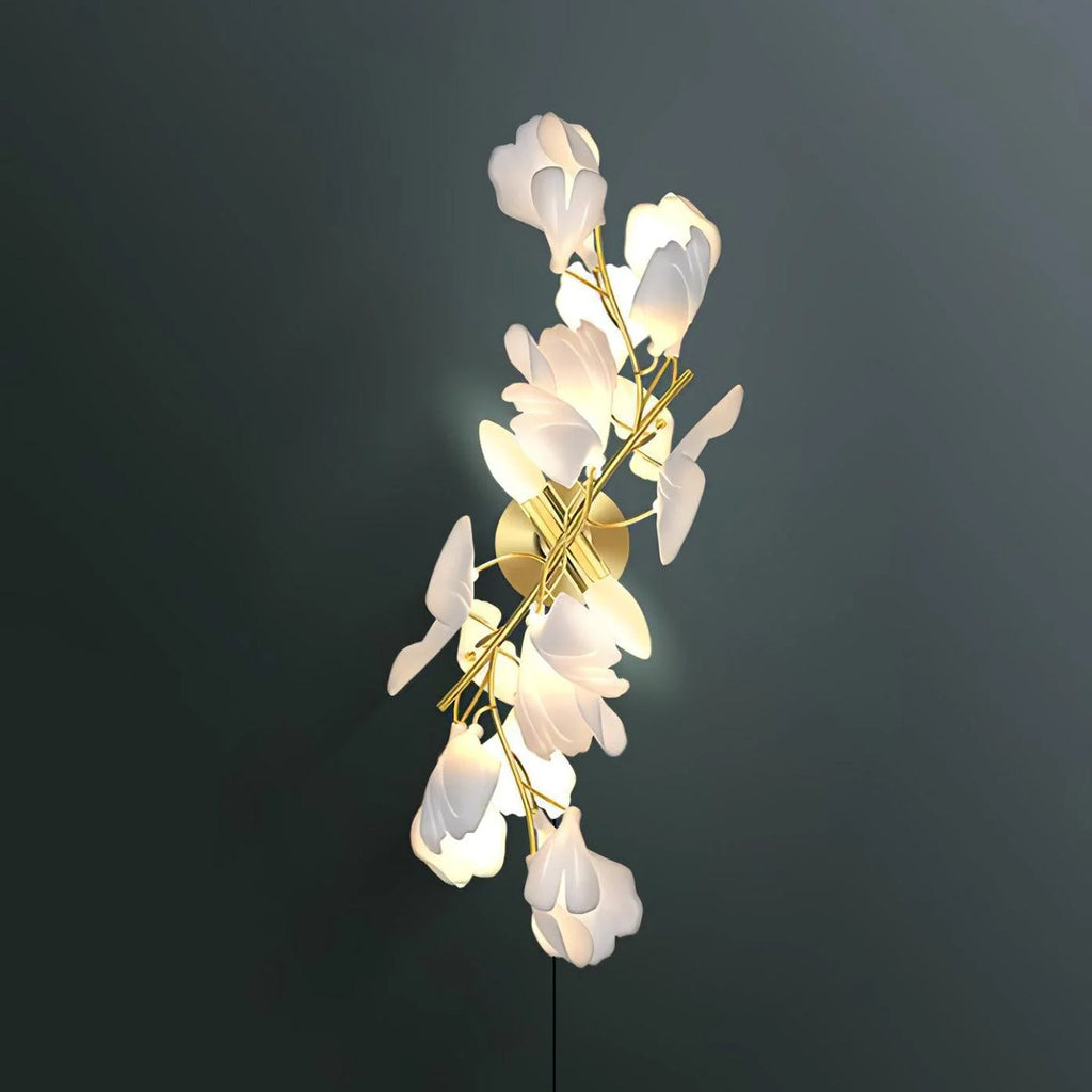 Blommig vägglampa - Gyllene elegans & Mjukt ljus
