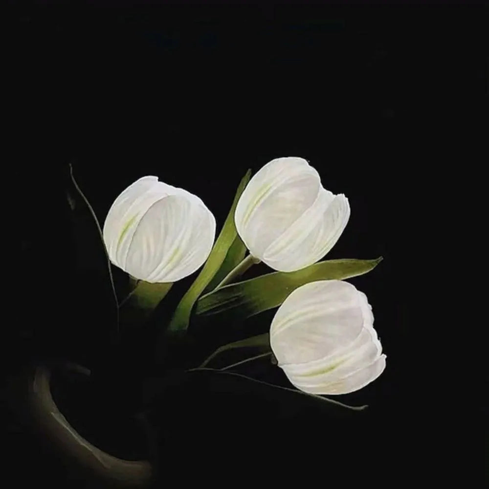 مصباح ديكور توليب - أجواء دافئة ومكررة 