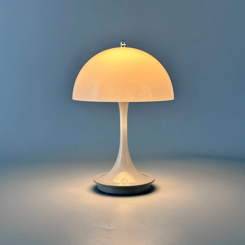 LED Tafellamp – Oplaadbaar en Verlichting op Drie Niveaus 