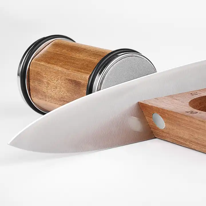 Magnetic Knife Sharpener - Precise and fast sharpening
