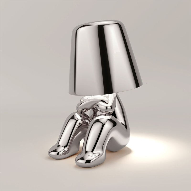 Moderní Stolní Lampa – Minimalistická Elegance A Jemné Světlo 