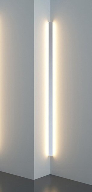Linear LED Wall Lamp – Subtle Elegance for Modern Interiors 