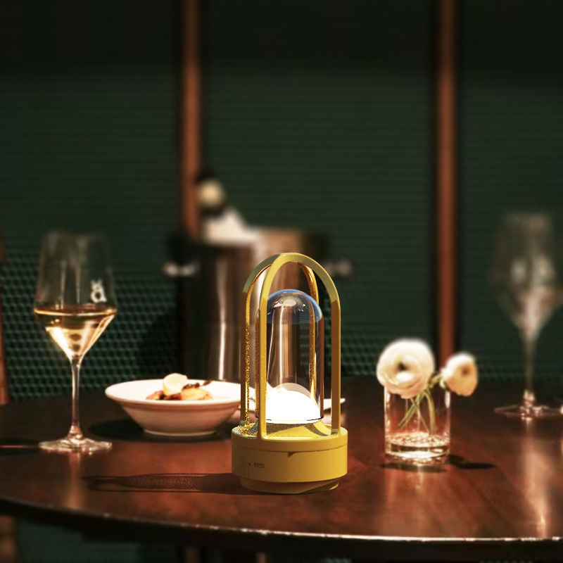 Bezdrátová stolní lampa — moderní osvětlení 