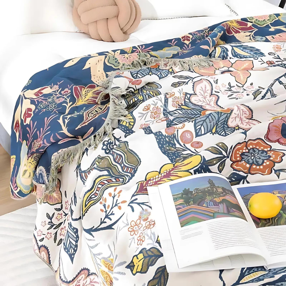 Taiteellinen kansi maalaismainen kukkakuosi 