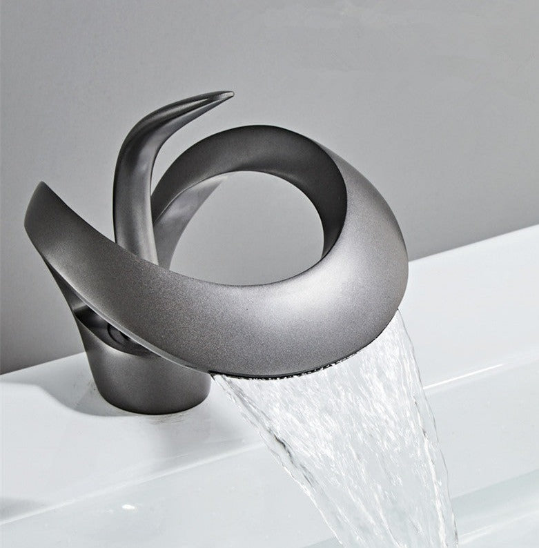 Modern Bathroom Faucet – Curved and Elegant Design 
