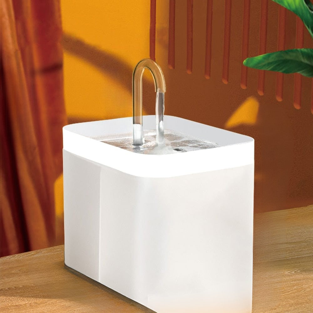 Vannfontene for dyr – Kontinuerlig sirkulasjon og effektiv filtrering 