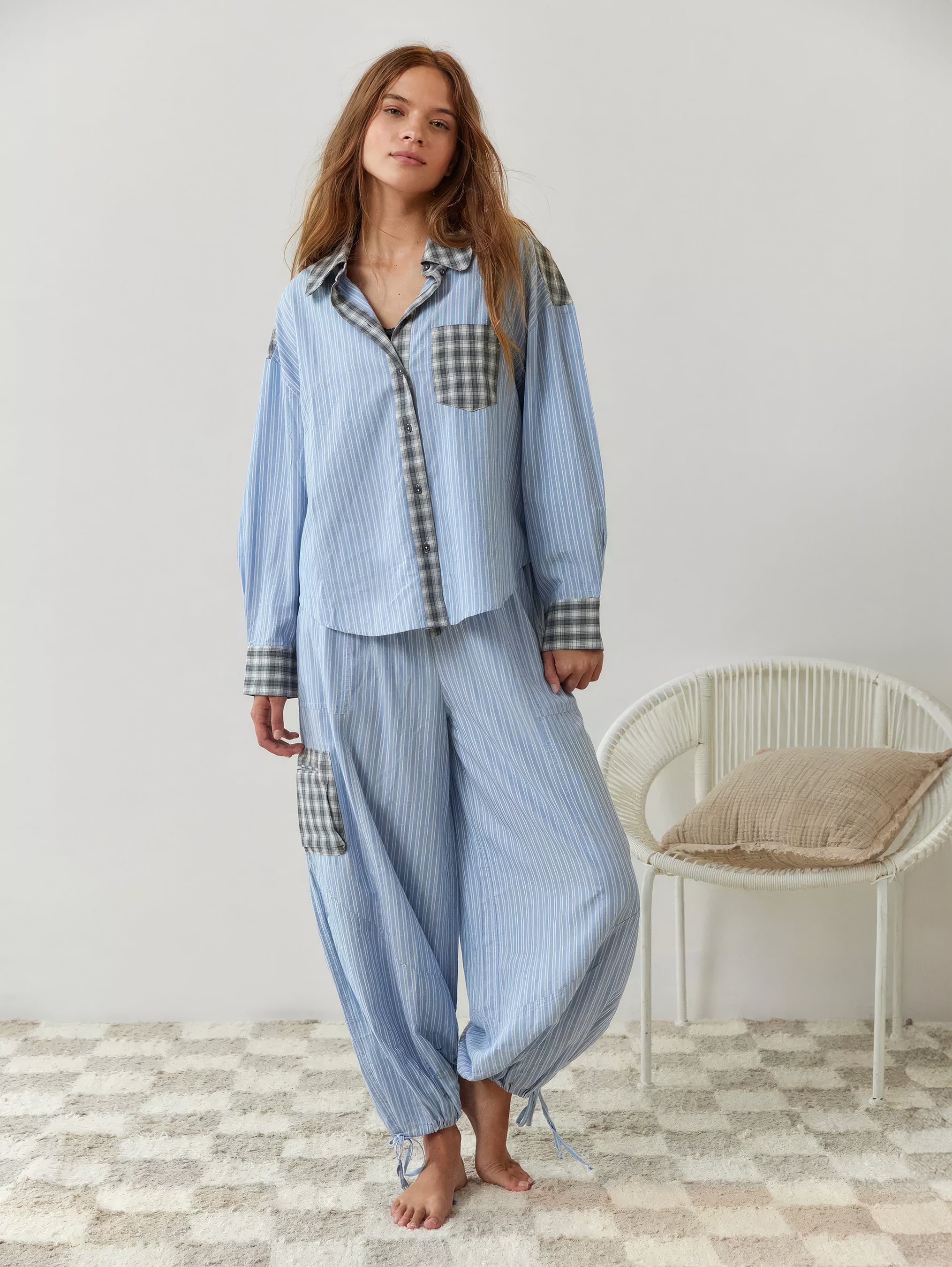 Charlotte | Pijama Confortável Chic À Riscas e Xadrez 
