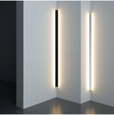Linear LED Wall Lamp – Subtle Elegance for Modern Interiors 